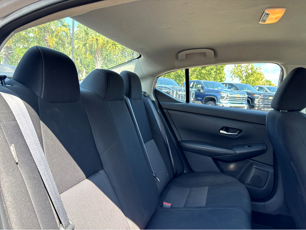 2023 Nissan Sentra SV photo 13