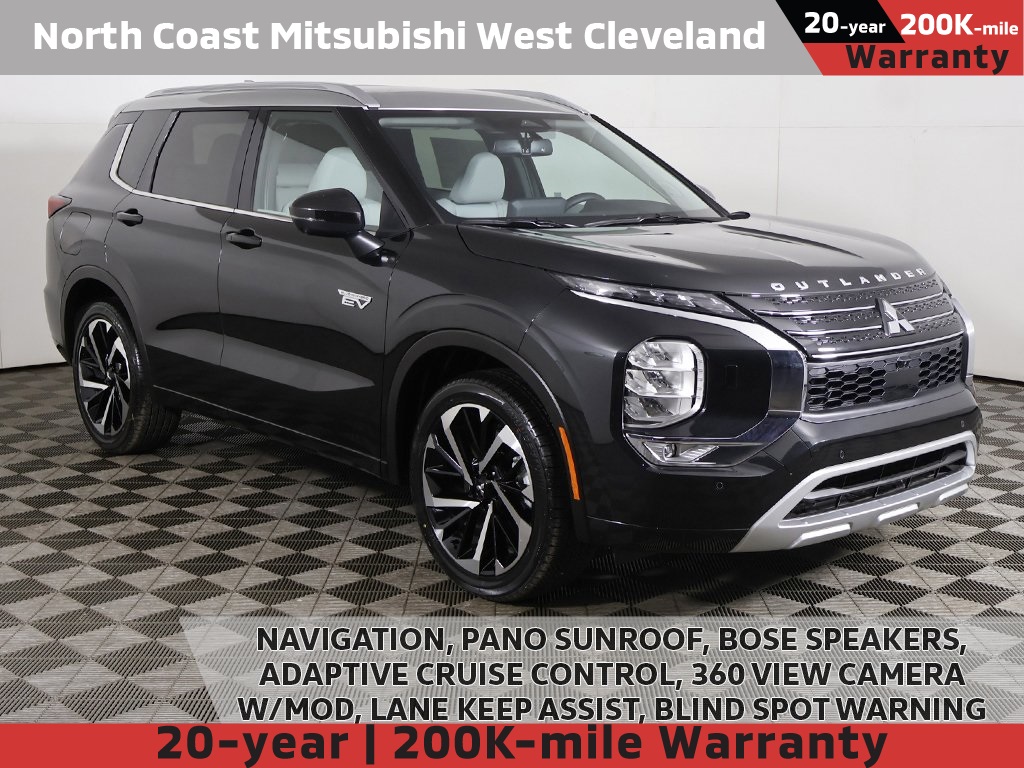 2025 Mitsubishi Outlander Plug-in Hybrid Platinum Edition's photo