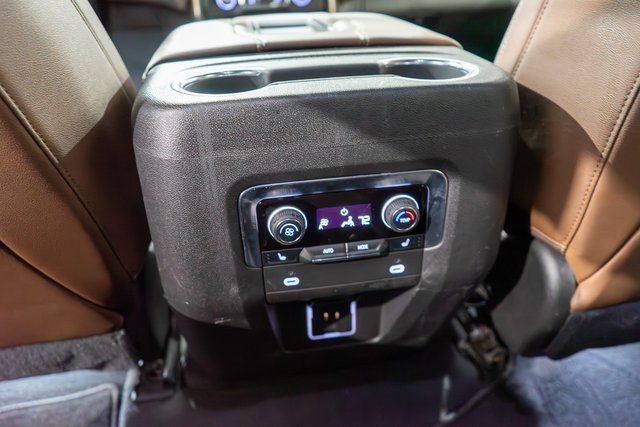 2021 Chevrolet Tahoe High Country photo 10