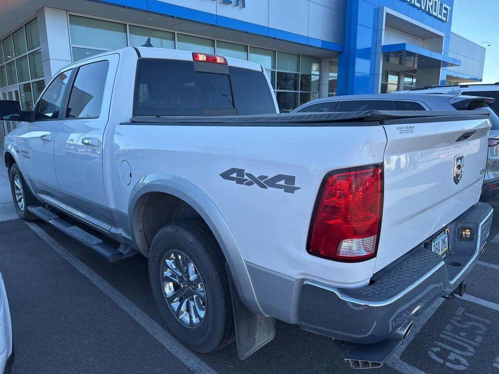 2018 Ram 1500 SLT photo 2