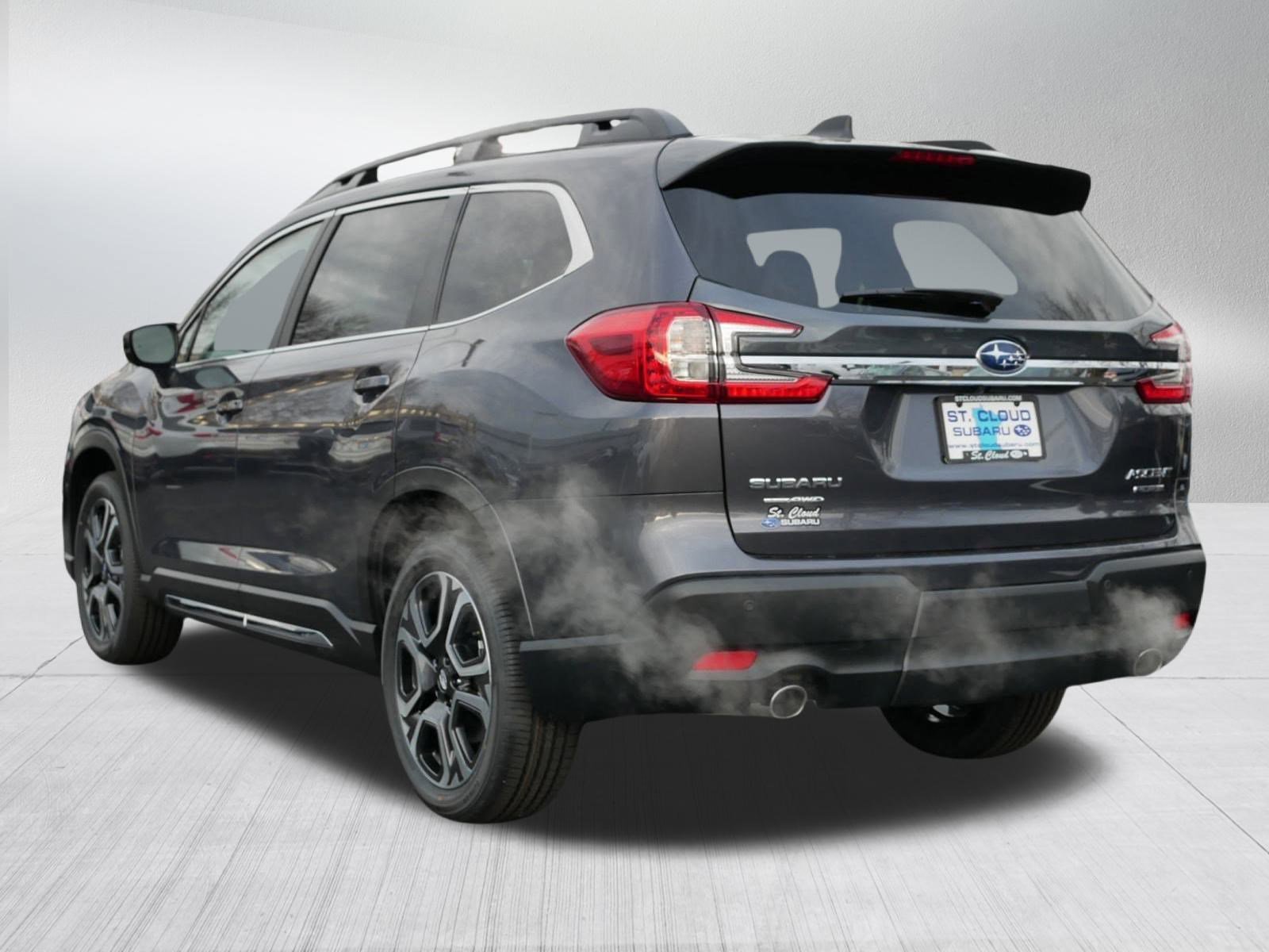 2026 Subaru Ascent Limited photo 3