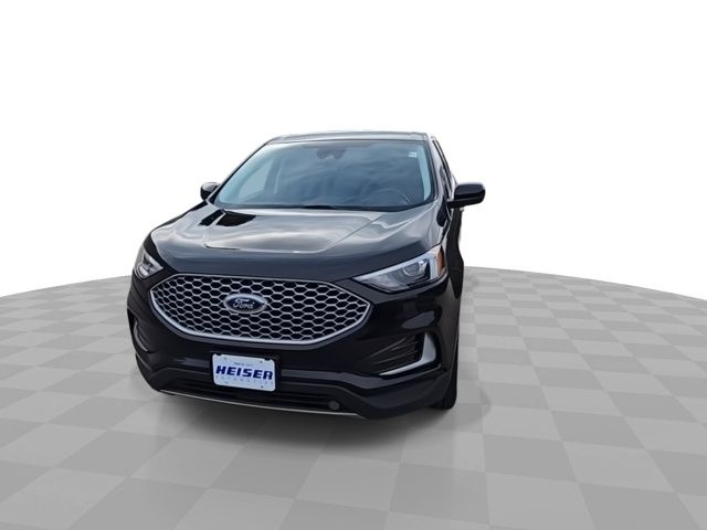 2023 Ford Edge SEL photo 3