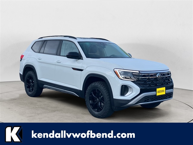 2025 Volkswagen Atlas Atlas Peak Edition's photo