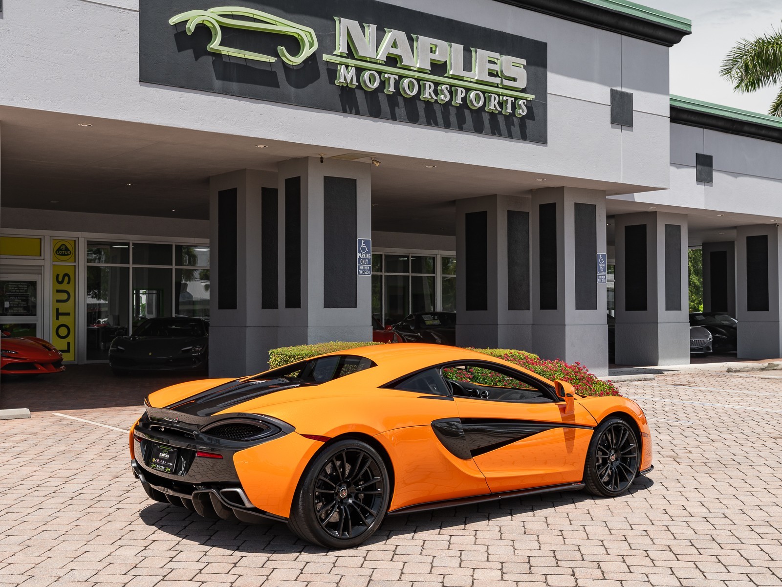 2016 Mclaren 570S Coupe S photo 29