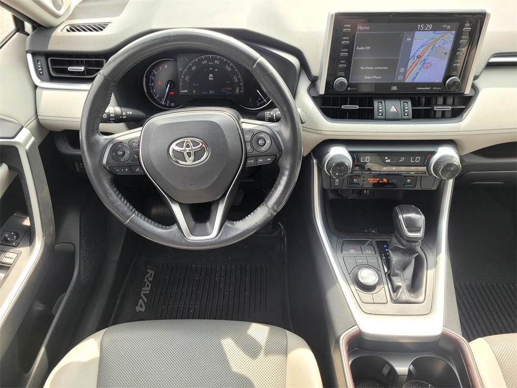2019 Toyota RAV4 Limited photo 22