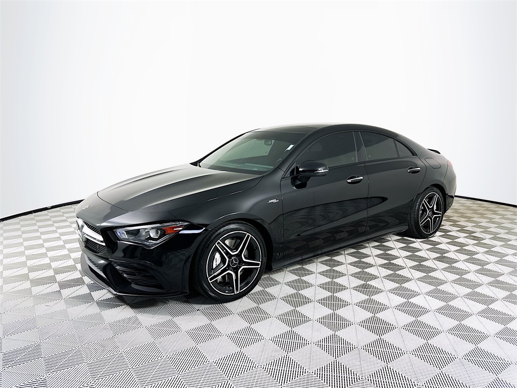 2021 Mercedes Benz CLA 35 AMG 4MATIC photo 3