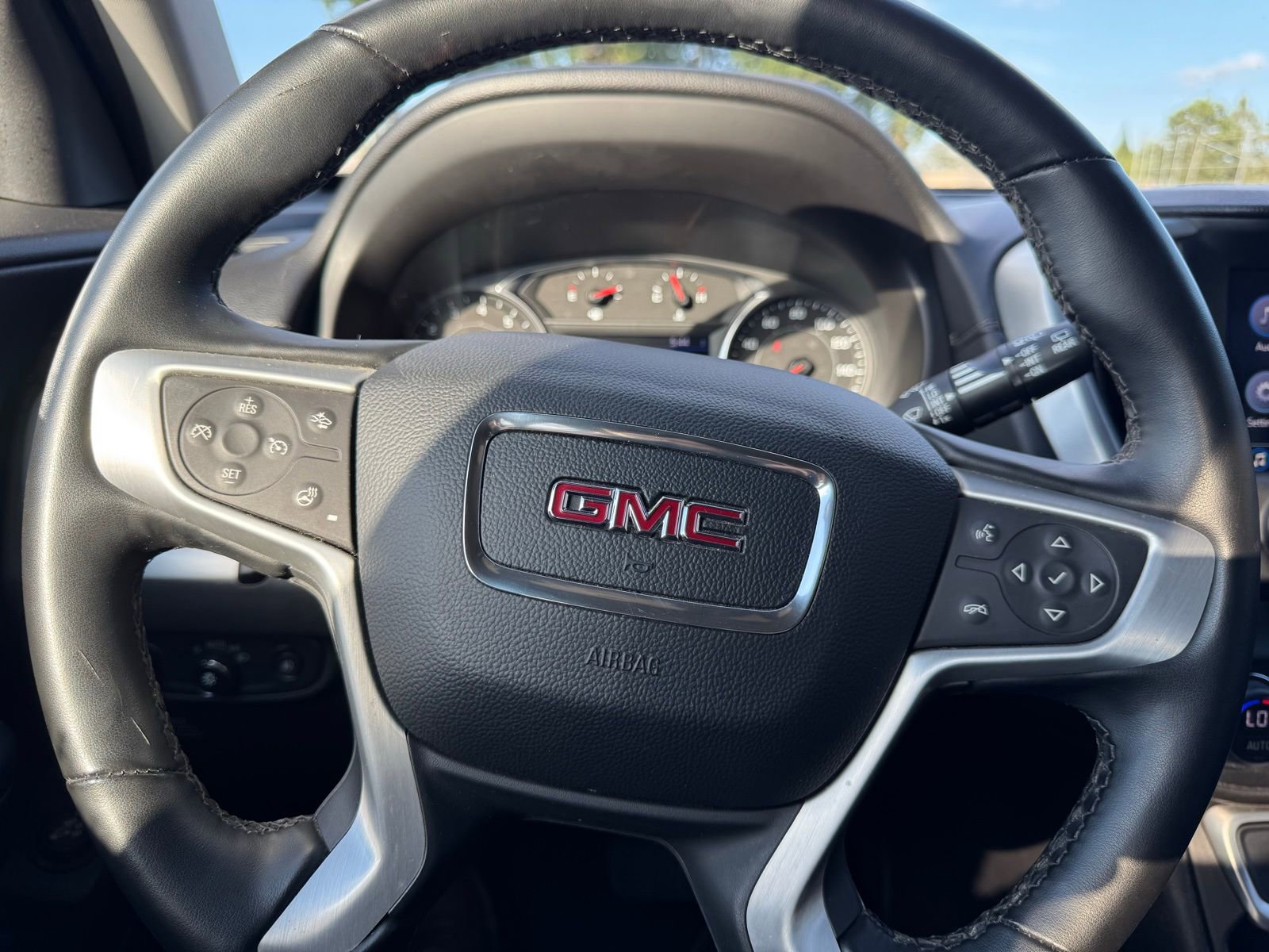 2024 Gmc Terrain SLT photo 8