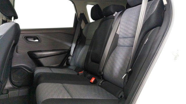 Used 2021  Nissan SV image 24