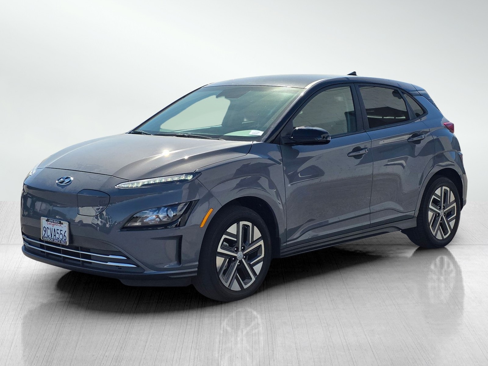 2022 Hyundai Kona Electric SEL photo 3
