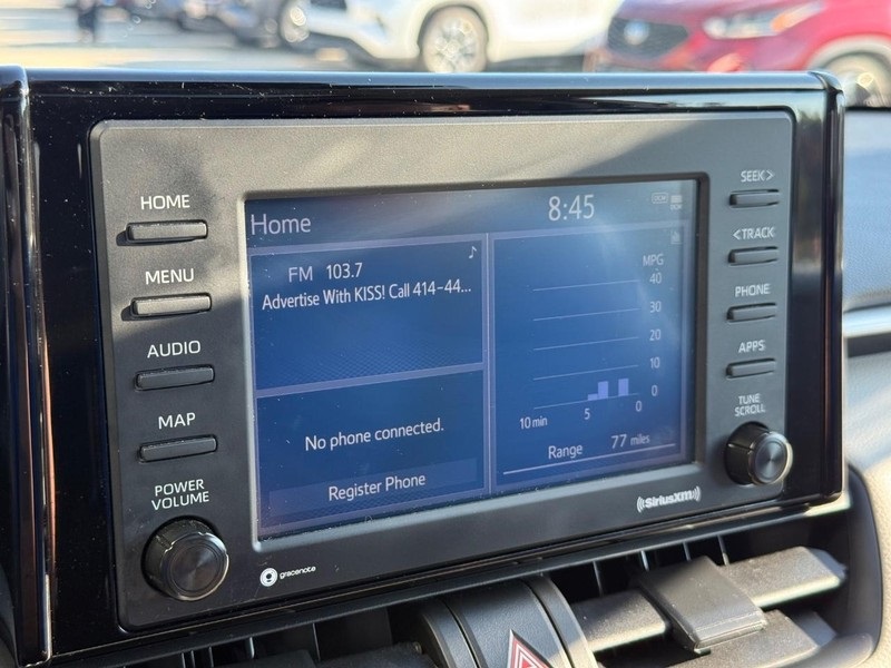 2022 Toyota RAV4 XLE photo 22