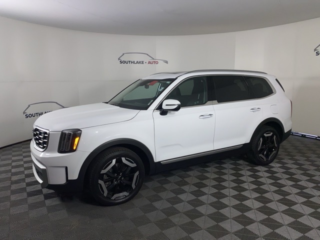 2023 Kia Telluride S photo 2