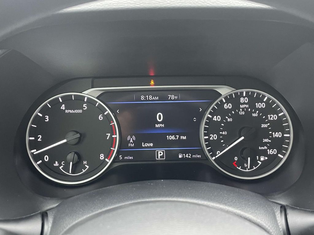 2025 Nissan Sentra SV photo 23