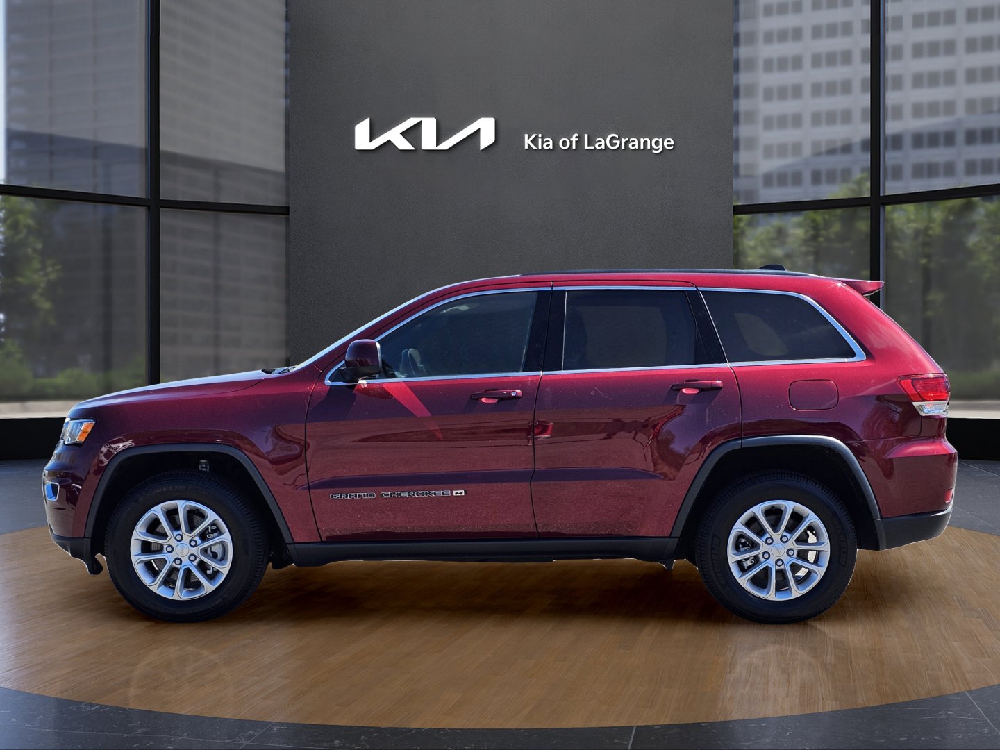 2022 Jeep Grand Cherokee Laredo E photo 10