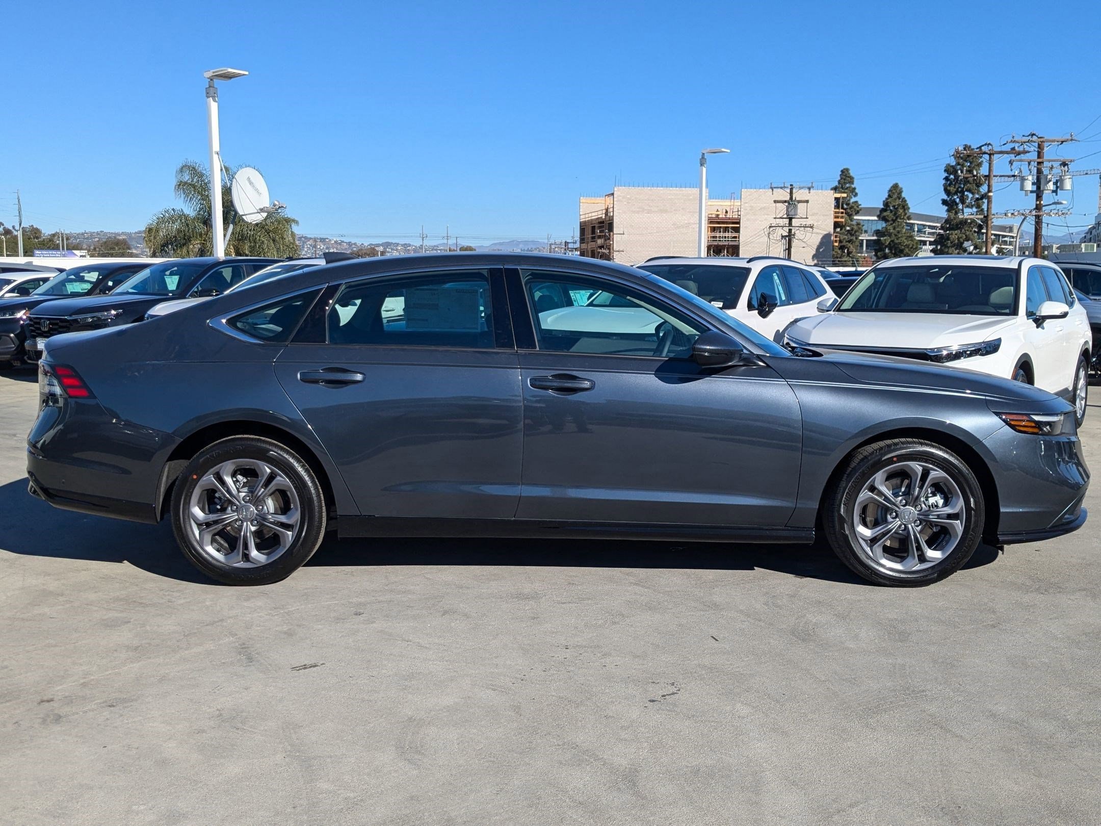 2025 Honda Accord Hybrid EX-L photo 2