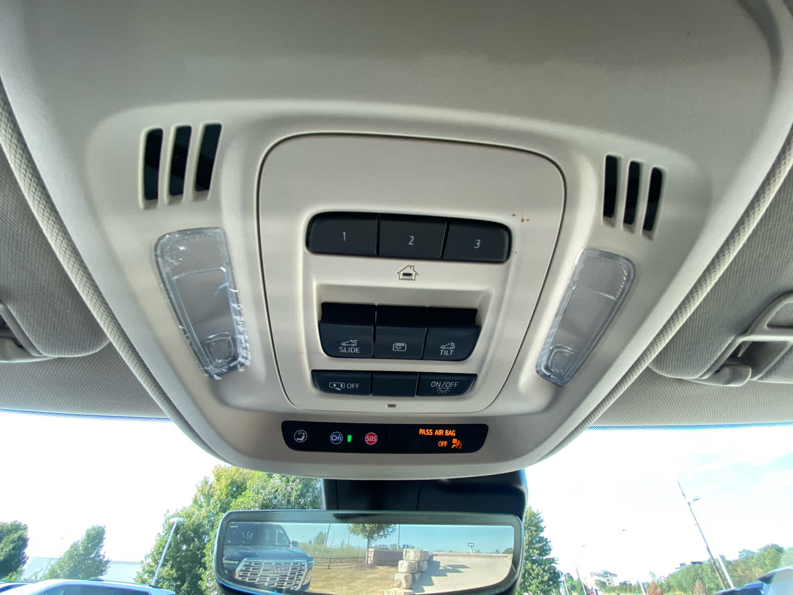 2023 Buick Envision Avenir photo 25
