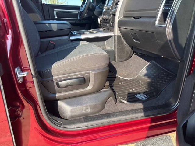 2021 Ram 1500 Classic Warlock photo 27