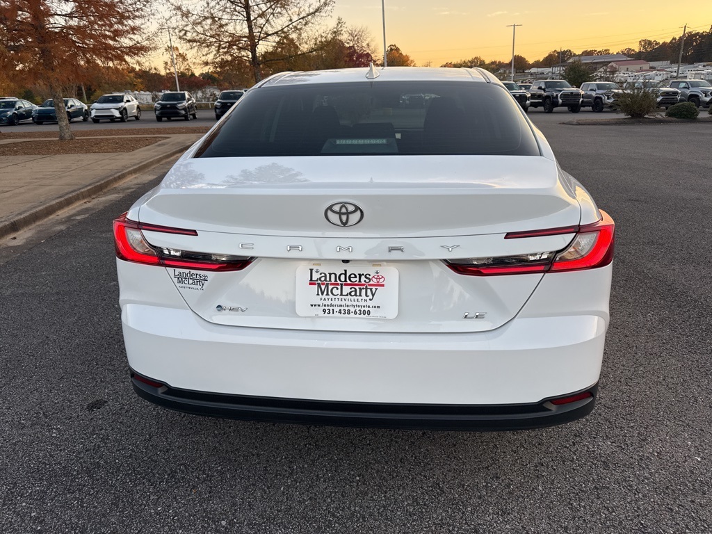 2025 Toyota Camry LE photo 4