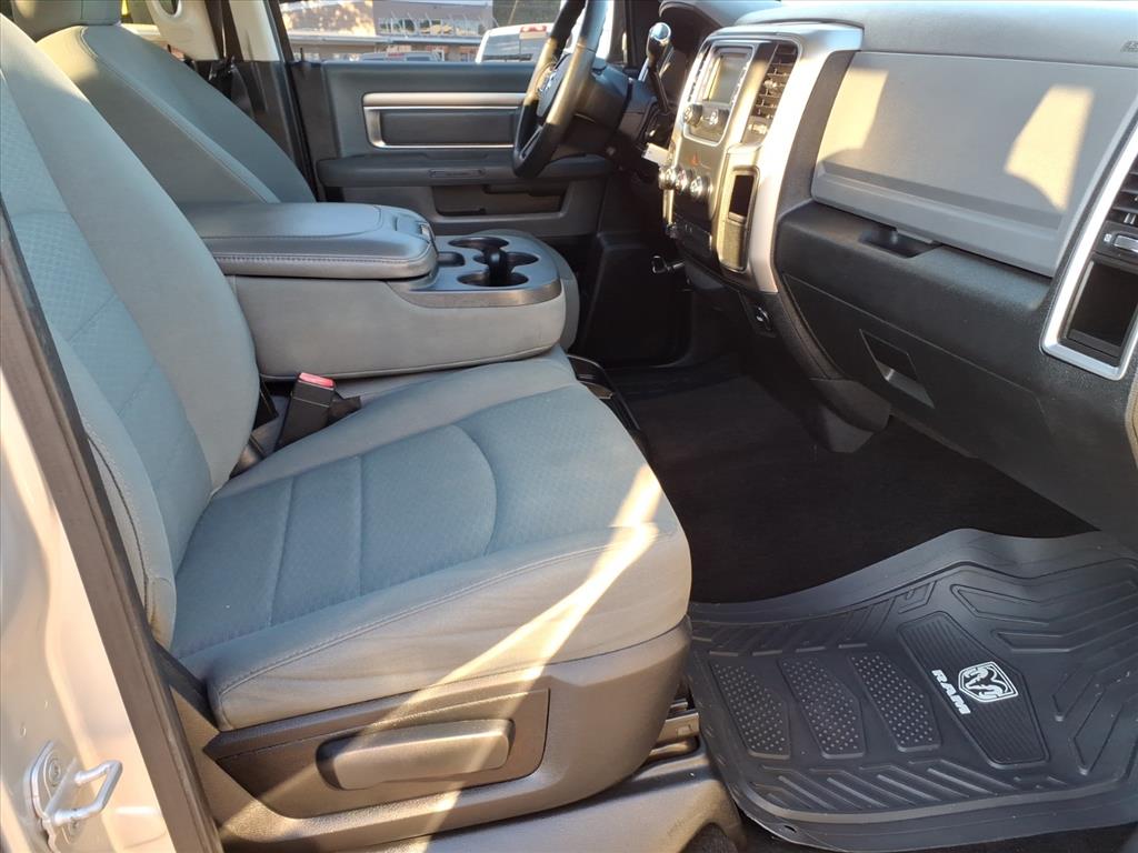 2014 Ram 2500 SLT photo 27