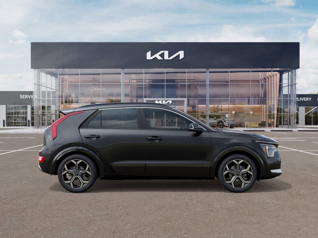 2025 Kia Niro EX Touring photo 6