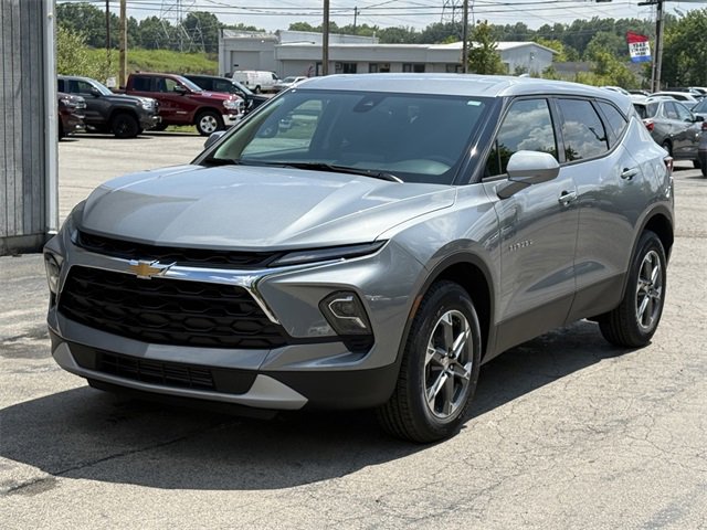 2025 Chevrolet Blazer 2LT photo 9