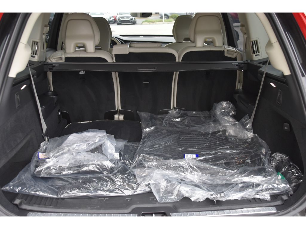 2024 Volvo XC90 Plus photo 27