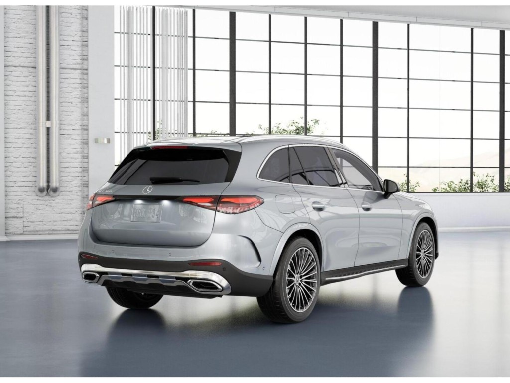 2026 Mercedes Benz GLC 300 photo 21