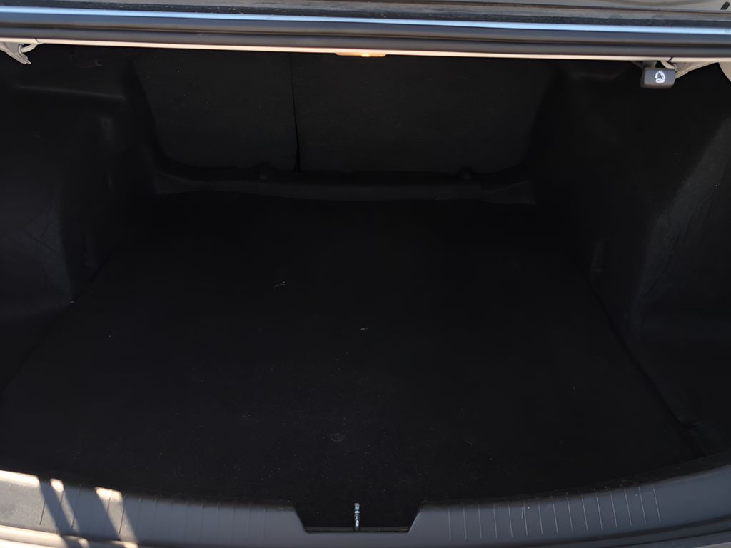 2023 Chevrolet Malibu 1LT photo 28