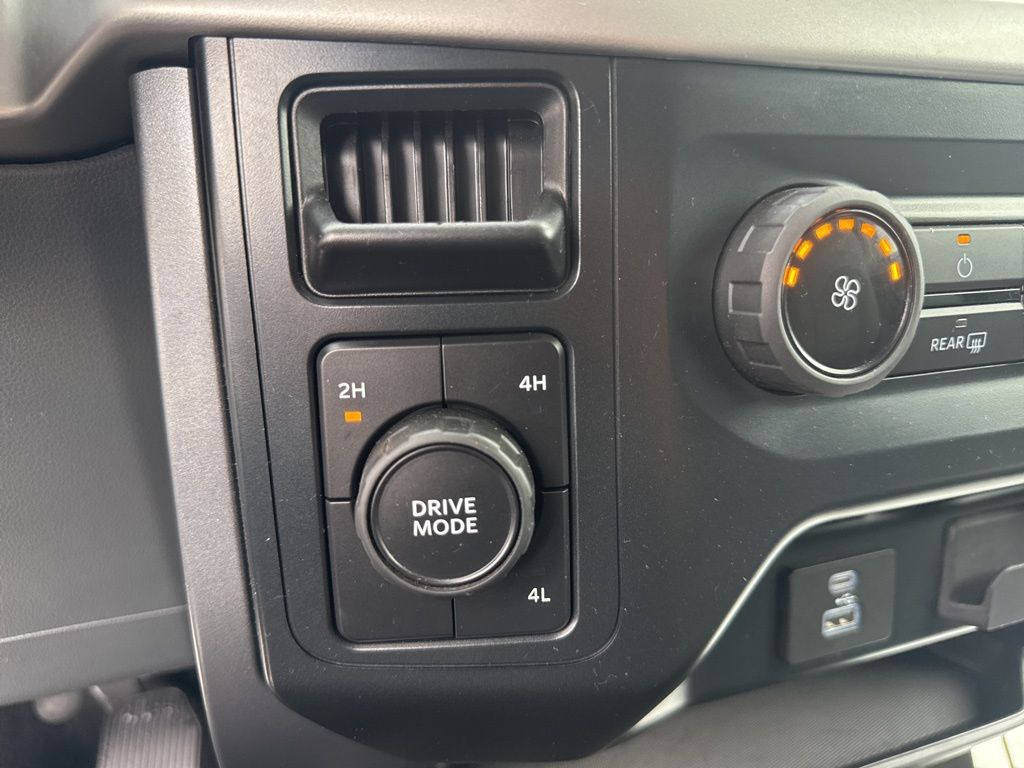 2022 Ford F-150 XLT photo 22