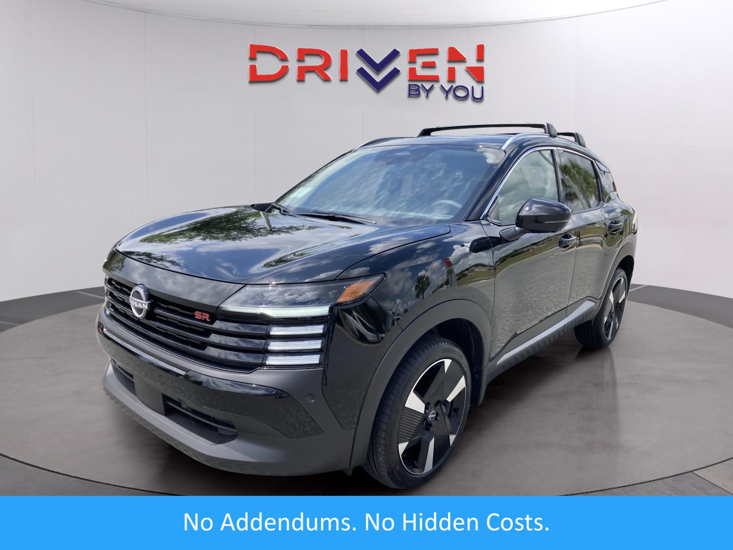 2025 Nissan Kicks SR's photo