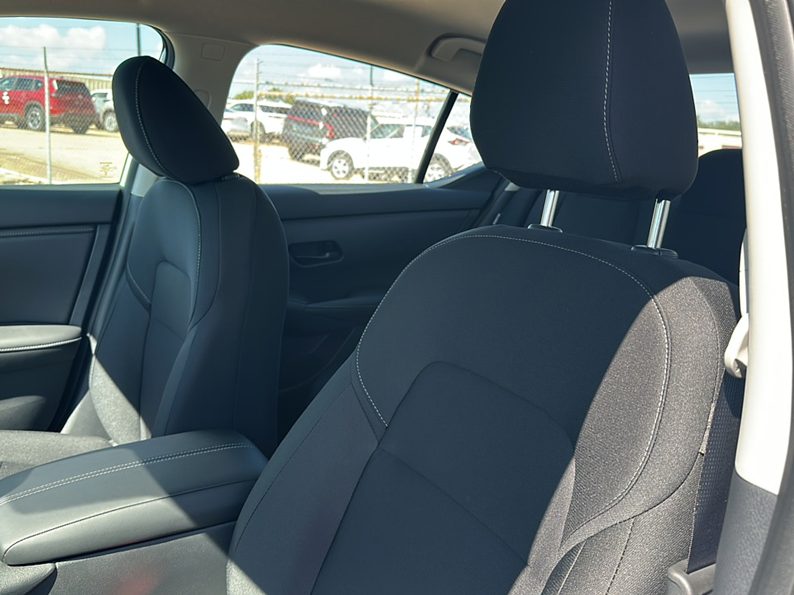 2025 Nissan Sentra S photo 3