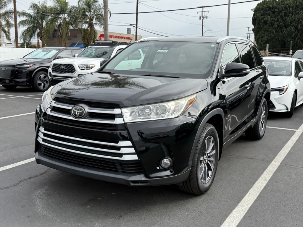 2017 Toyota Highlander XLE photo 3