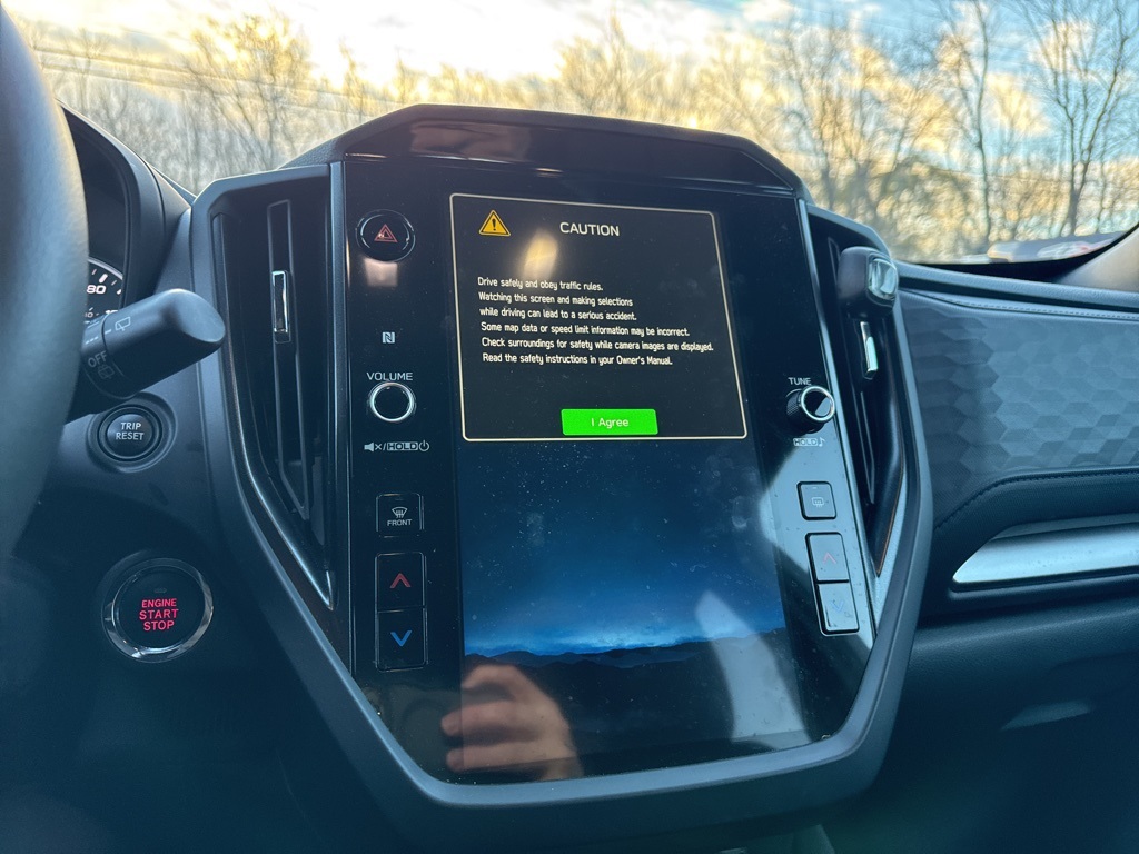 2025 Subaru Forester Premium photo 3