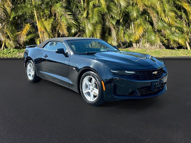 2023 Chevrolet Camaro 1LT photo 2