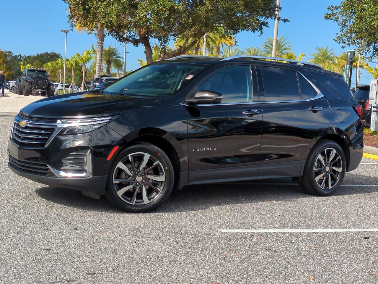 2023 Chevrolet Equinox Premier's photo