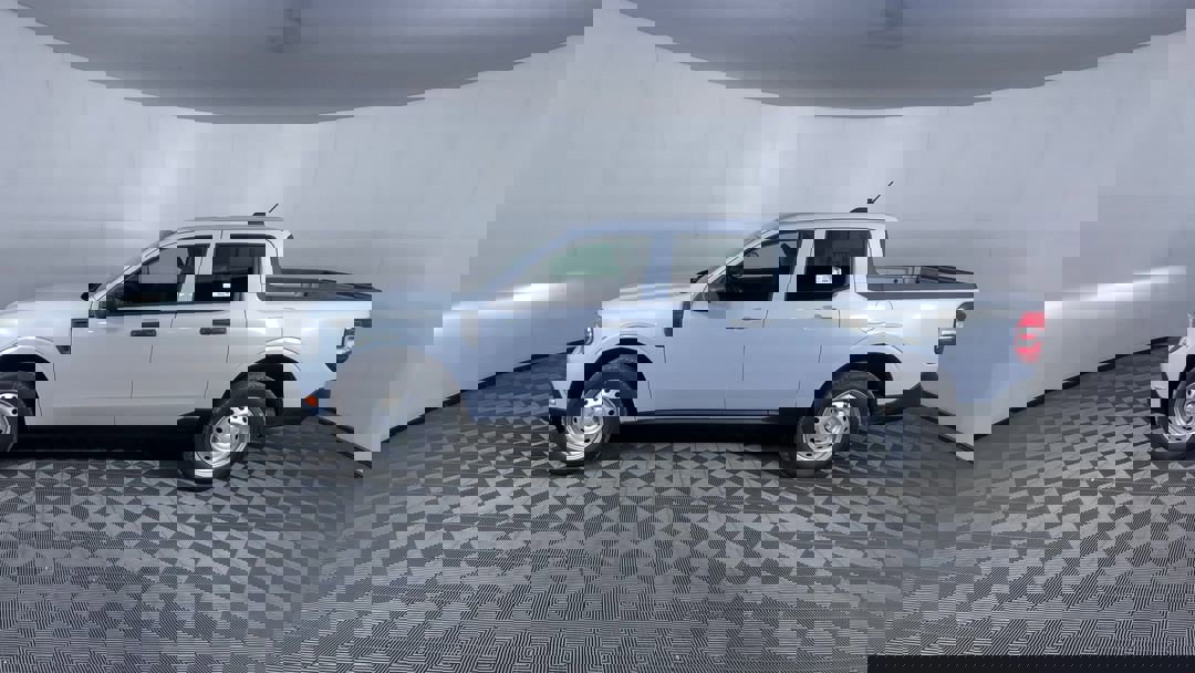2025 Ford Maverick XL photo 5