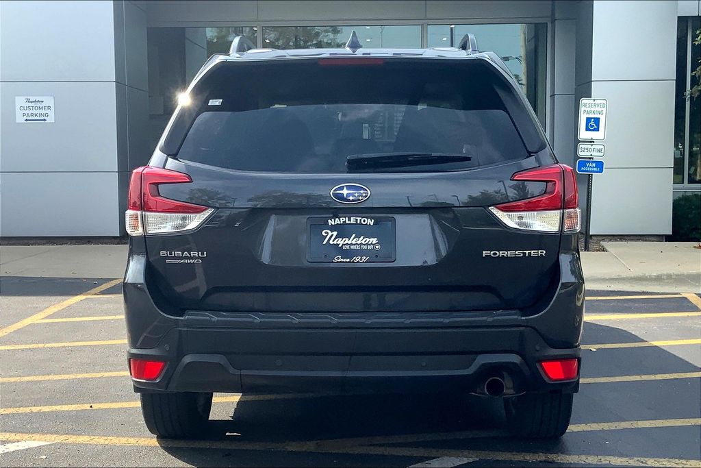 2019 Subaru Forester Limited photo 3