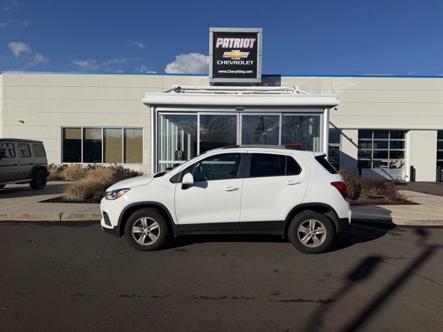 2022 Chevrolet Trax LT's photo