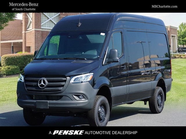 Vehicles Mercedes Sprinter 4x4 Crew Van For Sale New 2024 - Main Image