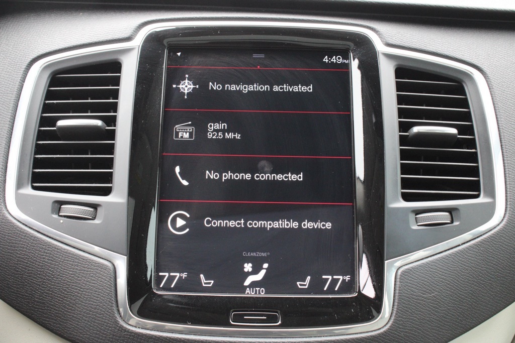 2020 Volvo XC90 T5 Momentum photo 15