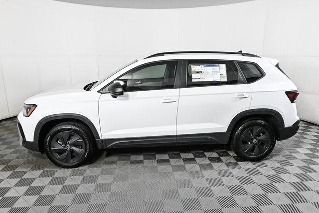 2025 Volkswagen Taos S photo 3