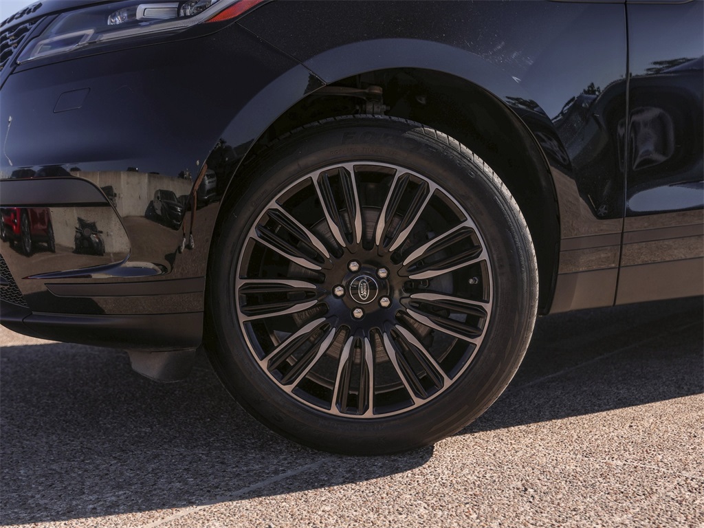 2020 Land Rover Range Rover Velar S photo 2