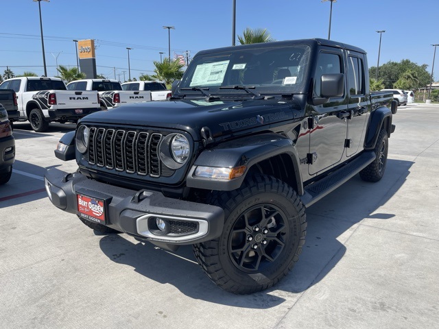 2025 Jeep Gladiator Sport photo 3