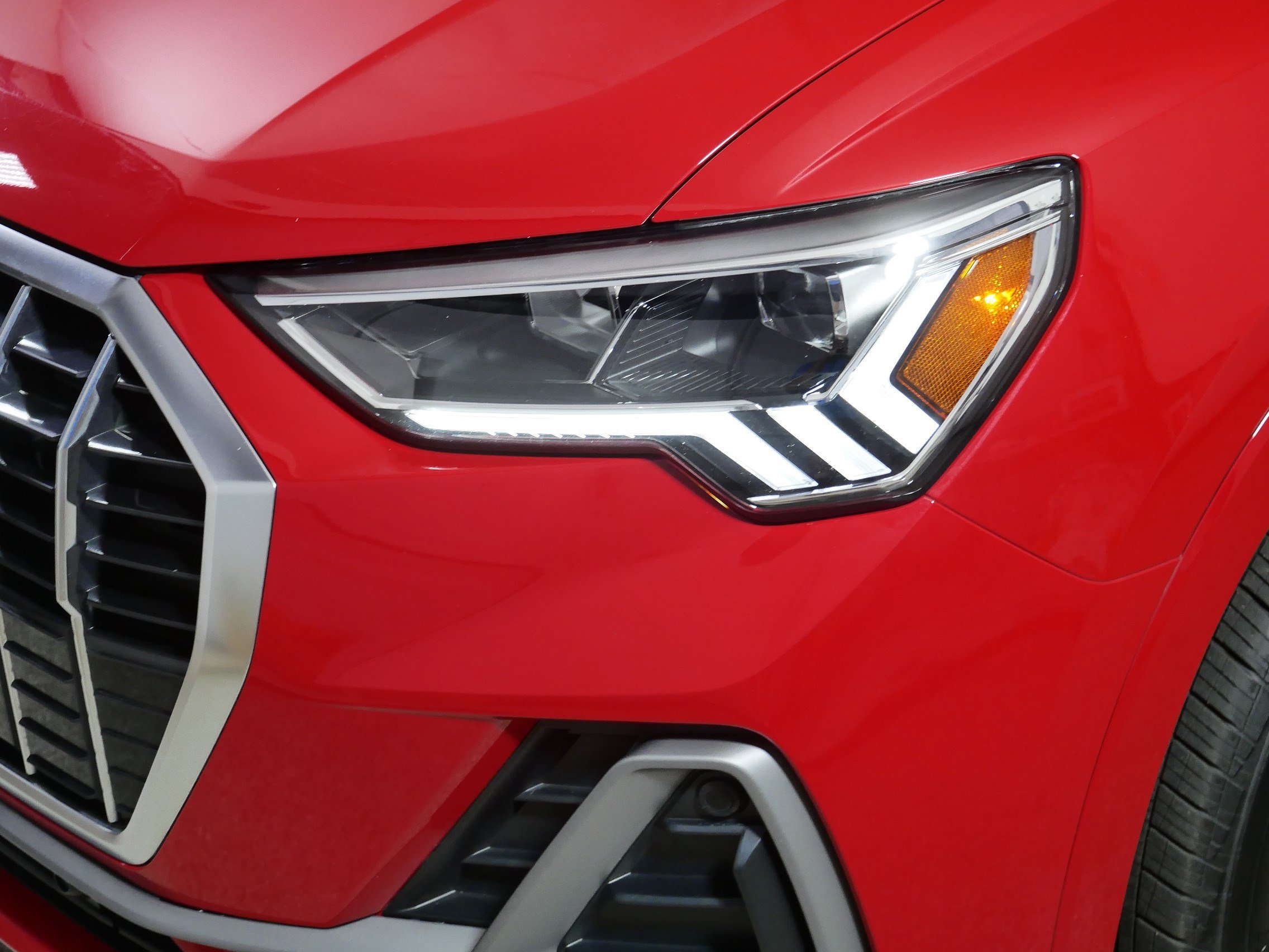 2024 Audi Q3 S line Premium photo 16