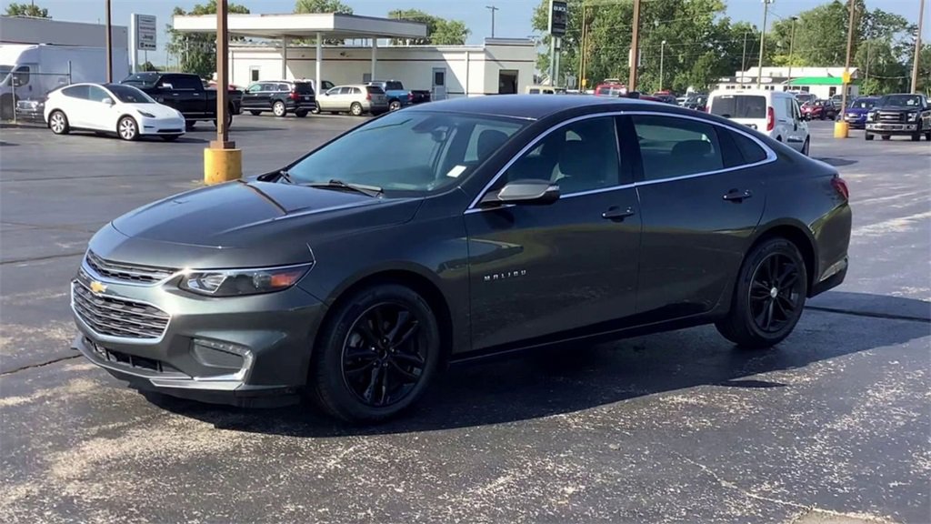 PreOwned 2017 Chevrolet Malibu LT Sedan in Bremen 31647P Lochmandy