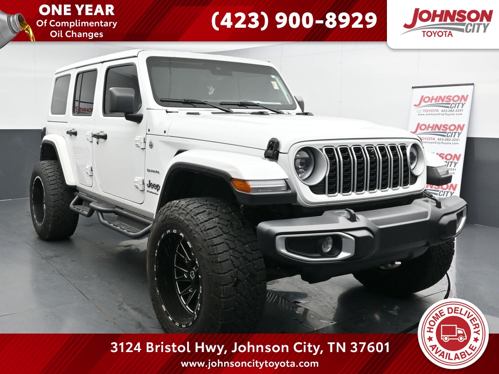 2024 Jeep Wrangler 4-Door Sahara's photo