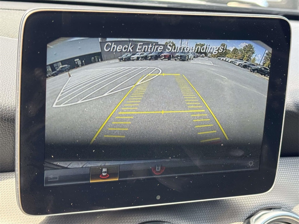 2020 Mercedes Benz GLA 250 4MATIC photo 4