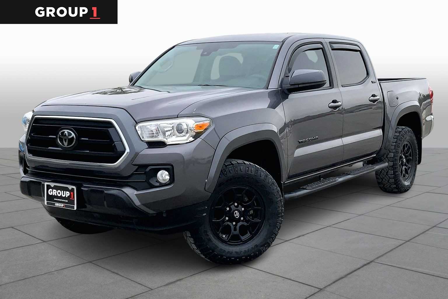 2021 Toyota Tacoma SR5's photo