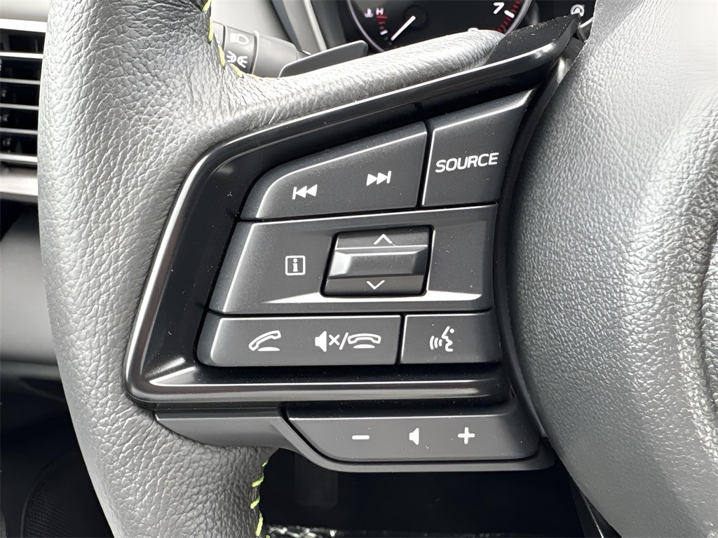2025 Subaru Outback Onyx Edition photo 16