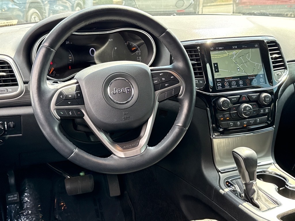 2022 Jeep Cherokee Laredo X photo 3