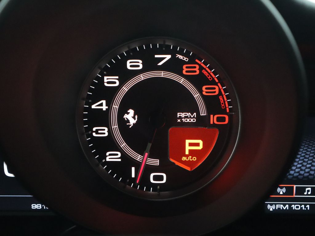 2019 Ferrari 488 GTB photo 30